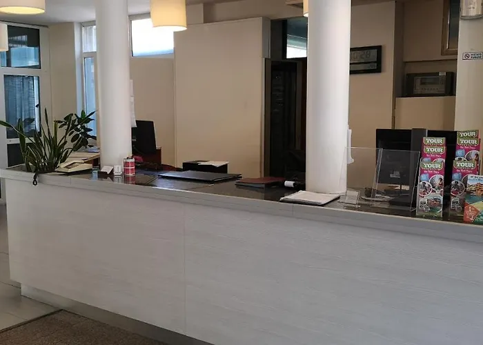 Auto Park Hotel